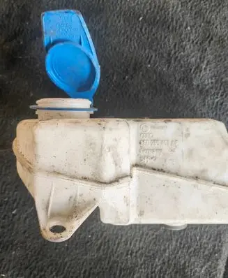 Seat Exeo (3R) Windshield washer fluid reservoir/tank 8E0955451