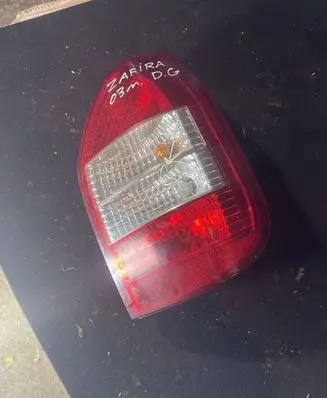 Opel Zafira A Rear/tail lights 24469174 5249172