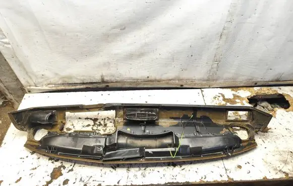 Audi 80 90 B2 Dashboard 811857069