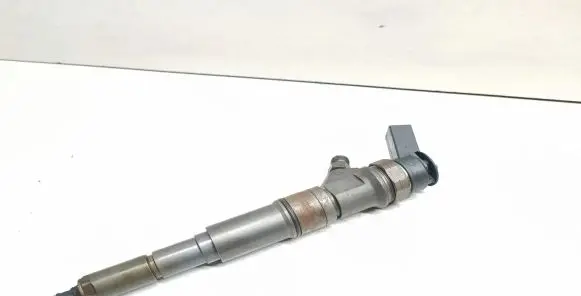 BMW 5 E60 E61 Fuel injector 0445110209 7794435