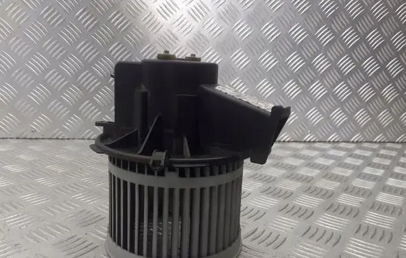 Fiat Panda II Front door blower motor 5H0130000