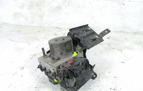 Skoda Fabia Mk2 (5J) ABS Pump 6R0614517BM