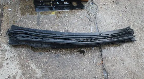 Wiper trim
