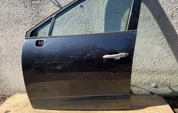 Renault Scenic III - Grand scenic III Front door