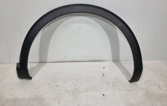 Citroen C4 III e-C4 Front arch trim 9832958980fbw
