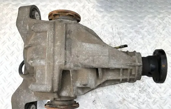 Volkswagen Touareg I Rear differential GNF 0AB525015P E2870331