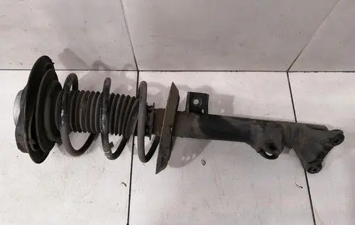 Mercedes-Benz C W204 Front shock absorber with coil spring A2183231500