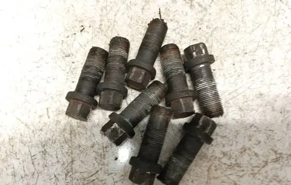 Mazda 5 Nuts/bolts 