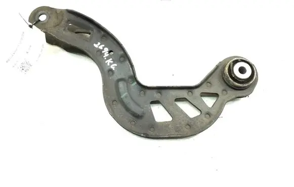 Mercedes-Benz CLA C117 X117 W117 Rear control arm A2463501006