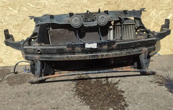 Hyundai i40 Radiator support slam panel 