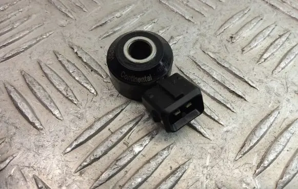 BMW X3 F25 Detonation knock sensor 7598861