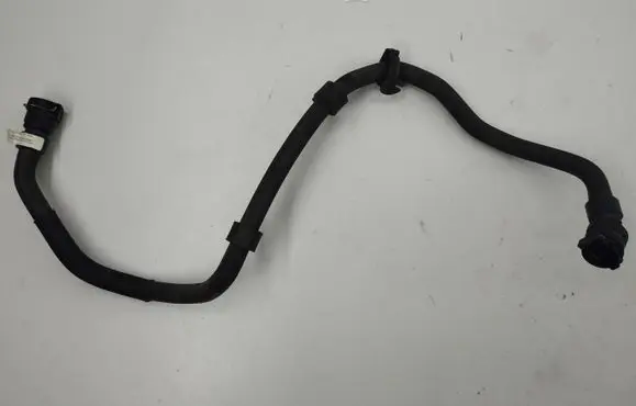 Opel Mokka B Engine coolant pipe/hose 9824370680