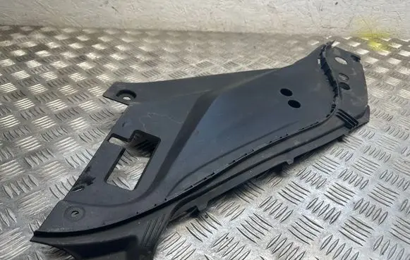 Radiator trim