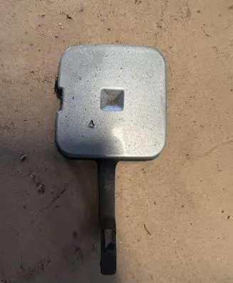 Renault Vel Satis Front tow hook cap/cover 2205109 220510