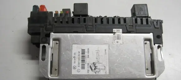 Mercedes-Benz S W220 Fuse module A0275454532
