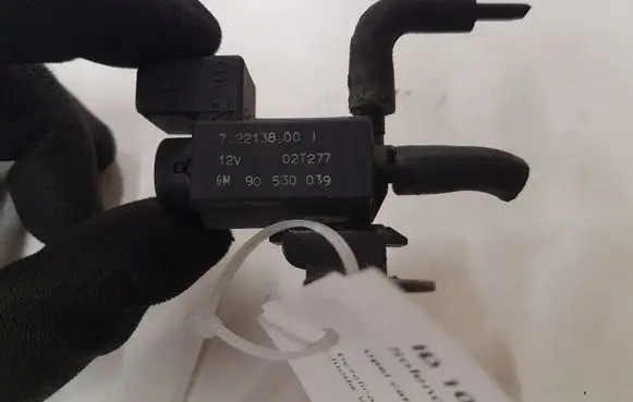 Opel Zafira A Turbo solenoid valve 72213800 90530039