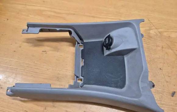 Hyundai Sonata Other center console (tunnel) element 846513K000