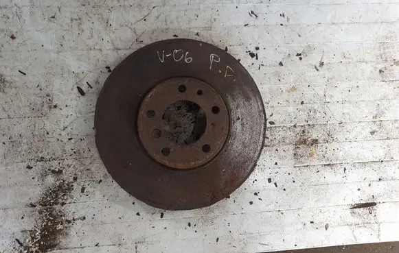 BMW 5 E39 Front brake disc NOCODE