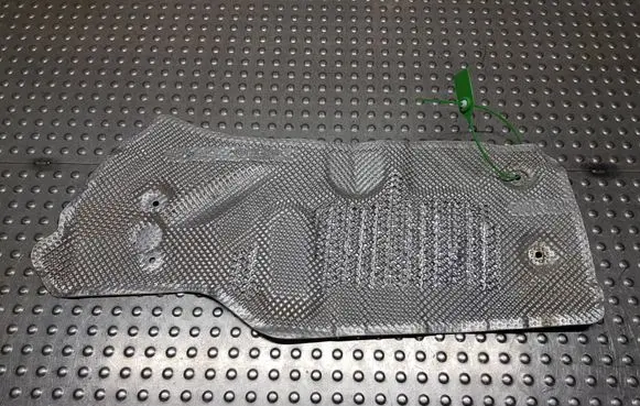 BMW 5 F10 F11 Heat shield in engine bay S27698009 7185246