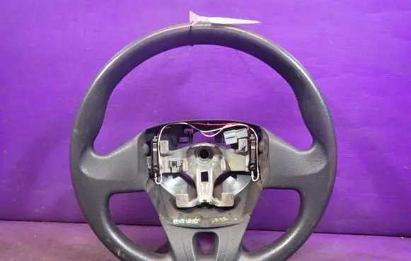 Renault Kangoo II Steering wheel 484007024R