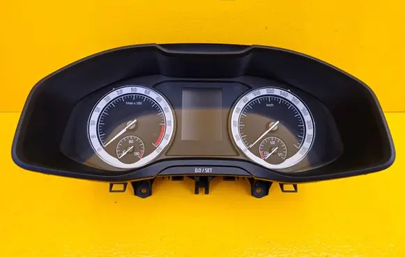 Skoda Kodiaq Speedometer (instrument cluster) 565920751A