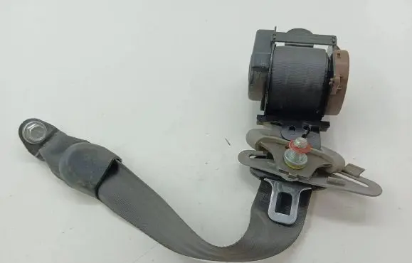 KIA Sorento Rear seatbelt