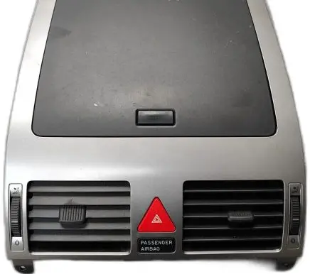 Volkswagen Touran I Other center console (tunnel) element 
