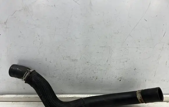 Nissan Rogue Engine coolant pipe/hose