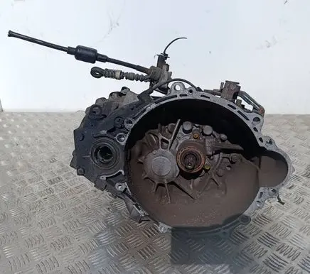 Hyundai Tucson TL Manual 6 speed gearbox 