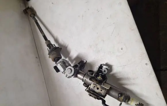Mercedes-Benz Vito Viano W639 Steering wheel axle