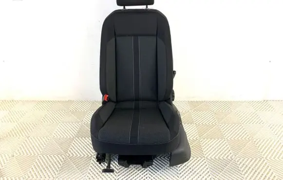 Volkswagen T-Roc Front driver seat