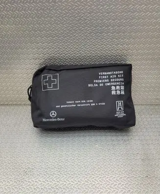 Mercedes-Benz CLA C118 X118 First aid kit 