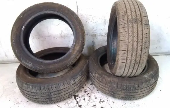 Opel Astra H R16 summer tire 