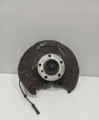 BMW X3 F25 Rear wheel hub 6797570