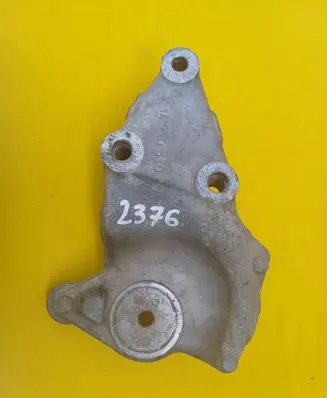 Peugeot 807 Engine mounting bracket 1491083080