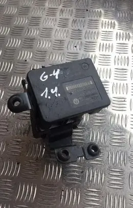 Volkswagen Golf IV ABS Pump 1c0907379e