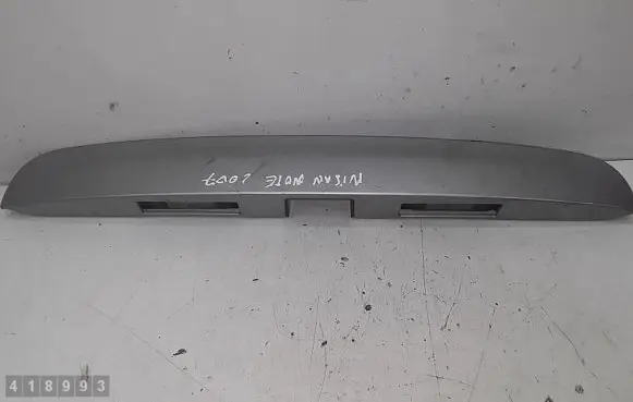 Nissan Note (E11) Tailgate trim