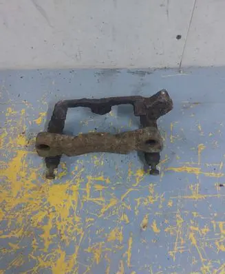 Renault Scenic I Front Brake Caliper Pad/Carrier