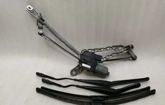 Porsche Cayman 981 Front wiper linkage and motor 99162803607