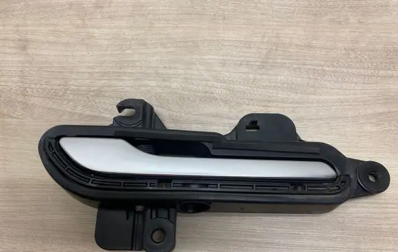 Tesla Model 3 Front door exterior handle 108183200h 1081832