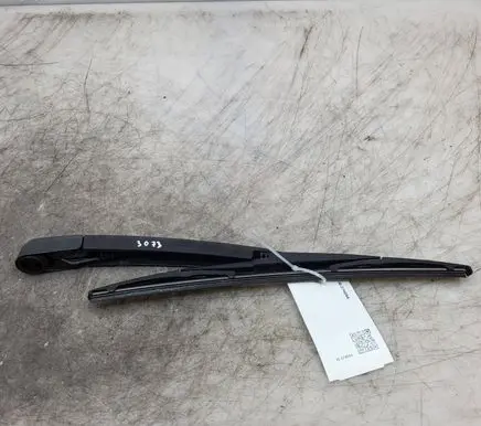 Hyundai i40 Rear wiper blade arm 