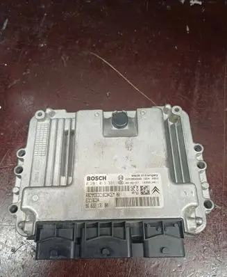 Peugeot 207 Engine control unit/module 9662213180 9653958980 0281013331