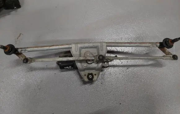 Renault Kangoo I Front wiper linkage and motor 53563102