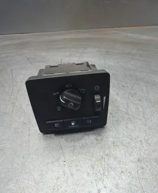 Volvo V50 Light switch 30772412 08W32T