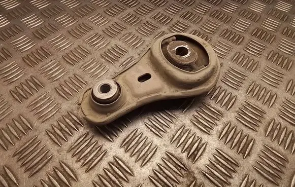 Opel Vivaro Engine mount bracket 93866731