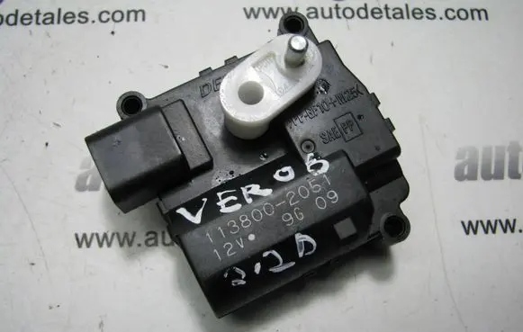 Toyota Corolla Verso AR10 Air flap motor/actuator 1138002051