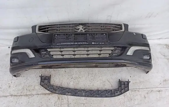 Peugeot 508 Front bumper