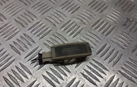 Volkswagen PASSAT B5 Other interior light 3B0947113