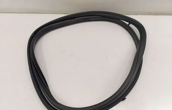 Nissan X-Trail T33 Rear door rubber seal (on body) 