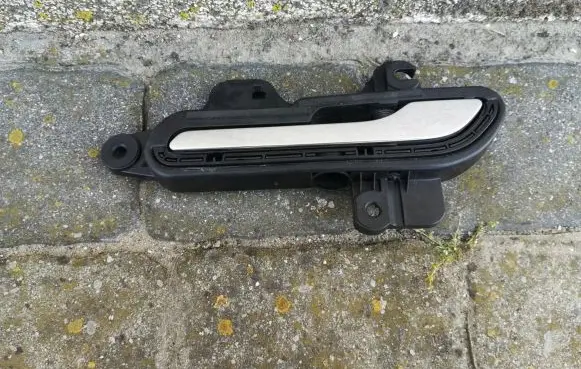 Tesla Model 3 Front door exterior handle 1081831-00-H